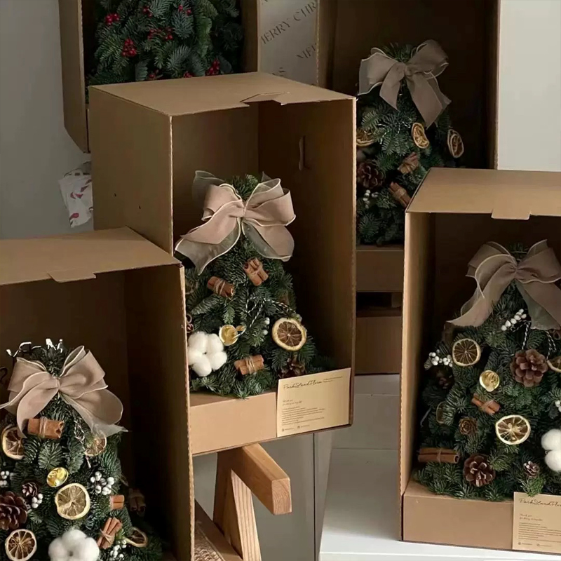 Üniforma Kahverengi Oluklu Çiçek Hediye Kutuları